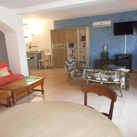 Apartmán Independant Avec Jardin *